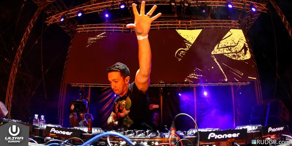 UltraEurope's tweet photo. Yes, @LaidbackLuke smashed it on #UltraEurope! Don't miss his set - http://t.co/z1BdKW5qMO #Ultra2014 http://t.co/x96BKNR3nW