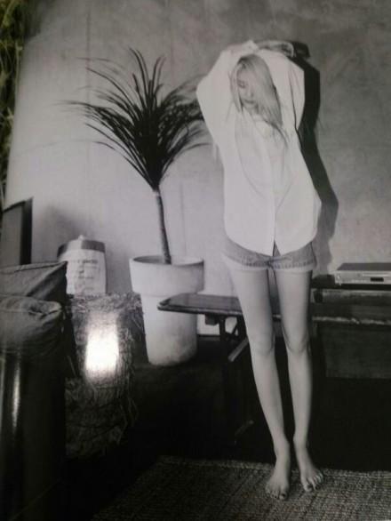 affxtionina's tweet photo. [FANTAKEN] 140719 Krystal for Elle Magazine August Issue(2) (2p) #에프엑스 #RedLight #RedLight4thWin [cr krystal_duck] http://t.co/nZZeONwuwT