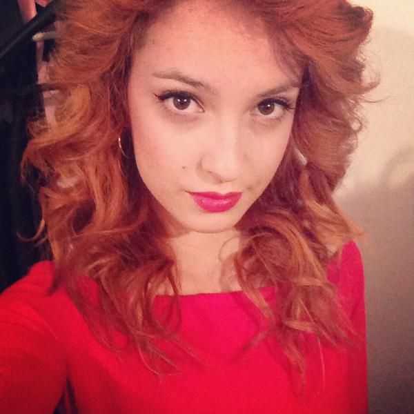 SoyArbowin's tweet image. Primer cambio para #KayAdams 🌹🔫 la mujer de rojo en #ElPadrino