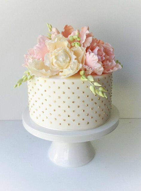 Pretty little cake! #Wedding #Cake