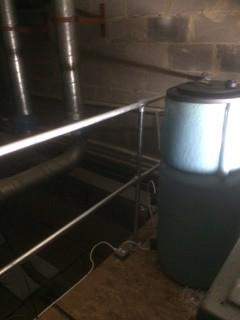 FastfixBMLtd's tweet photo. Handrails to a working platform http://t.co/mGJPOhFC92