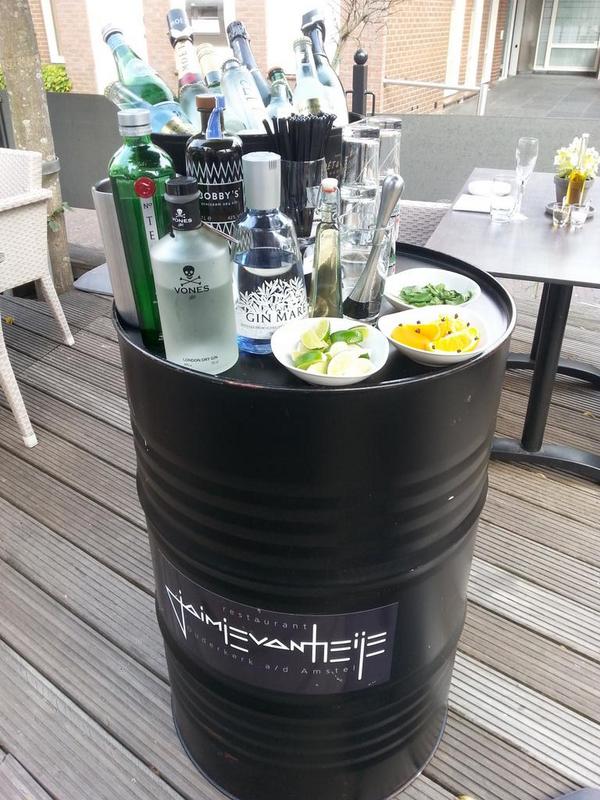 De aperitief-ton staat er klaar voor!!! Let's begin :-) #G&amp;T #hugo <a href="/jaimievanheije/">Jaimie van Heije</a>