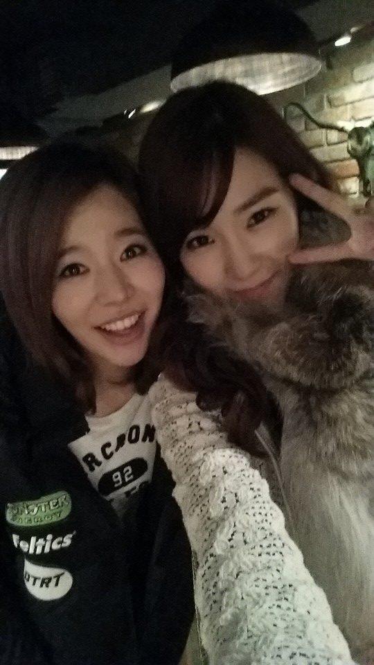 Bs6D39ACAAAhS1r.jpg:large