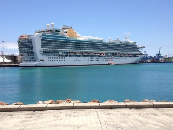 Shows a success.. Job done!!! Loving my 1st time on <a href="/CarnivalCruise/">Carnival Cruise Line</a> #p&amp;oazura #madonna #tribute #conetastic