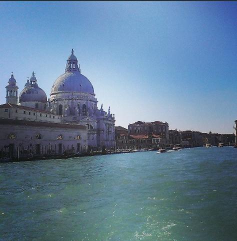 Traveltelling14's tweet image. Lo scopriremo solo viaggiando  #Venezia #cognomi+#diffusi#Vianello#Scarpa #nomitipici #Marco#Alvise#Niccolò #jacopo.