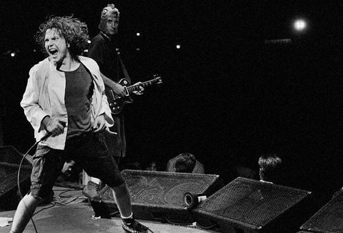 PearlJam's tweet image. "Let the ocean dissolve 'way my past." #LastExit #Vitalogy #PearlJam