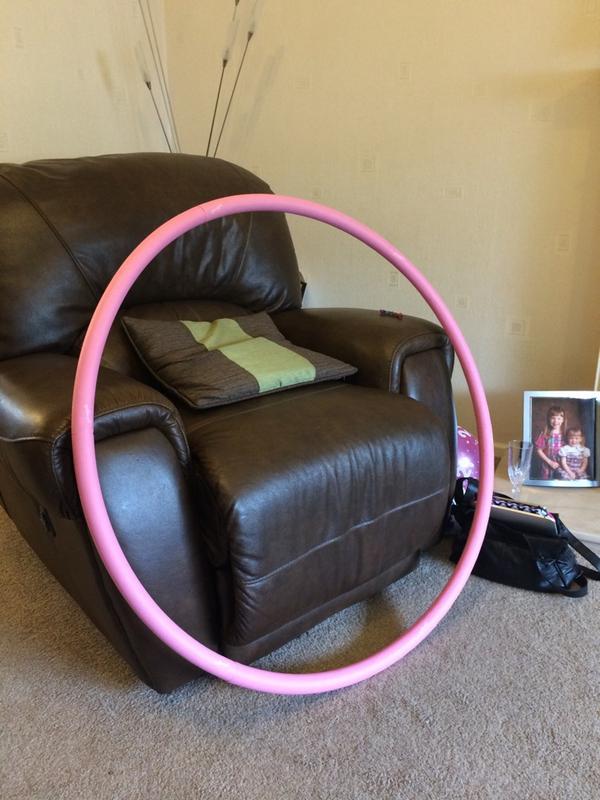 CatBeales's tweet image. #Cool birthday present!! #weightedhoolahoop !!!! Thanks @lauramoodie90 @RachaelMoodie xx