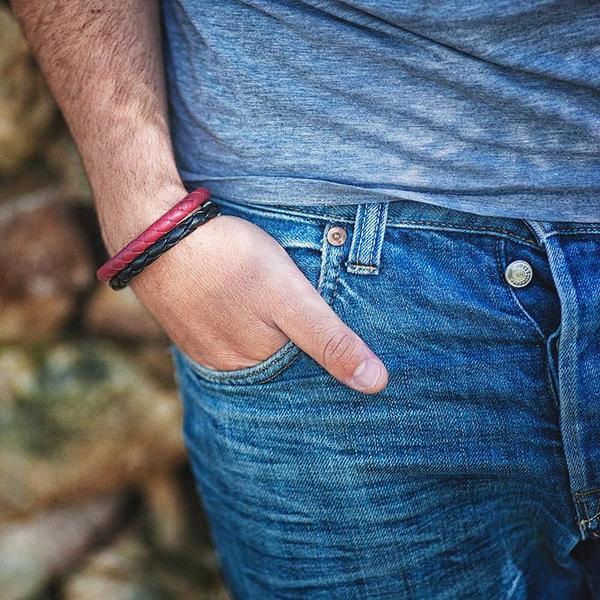 _cocomango's tweet image. #pulseras con imán para hombre, muy fáciles de quitar y poner! #menswear #mensfashion