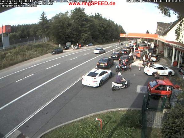 Bei der Hitze ist die #Nordschleife eine wahre Schlachtbank für Mensch und Maschine! #nring #tgp