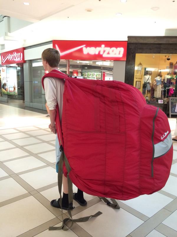 Jake_Doherty5's tweet photo. Freshmen on the first day of school http://t.co/bPOWwRvMim