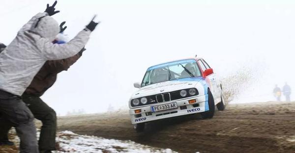 TodoRacingWRC's tweet photo. #SiempreDeCanto! http://t.co/7Du4Xteu1b