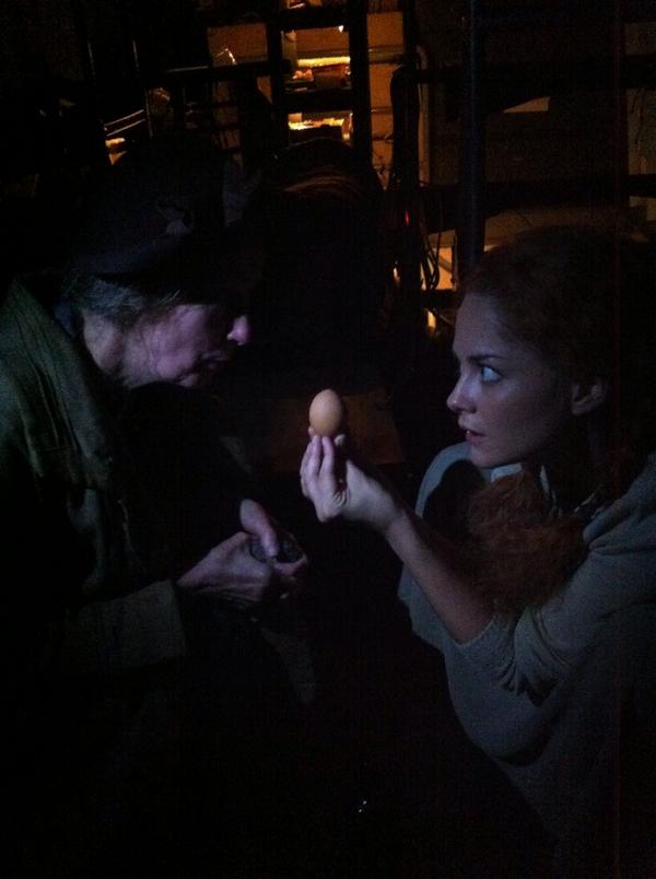 2 Inishmaan Aunties tweet media