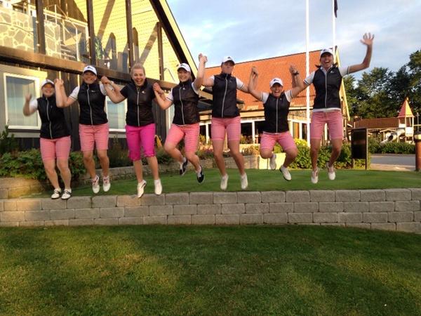annnads's tweet photo. Division 1 nästa, SÅ kul! #Seriespel #Lannalodge http://t.co/O4IFsTiXqe
