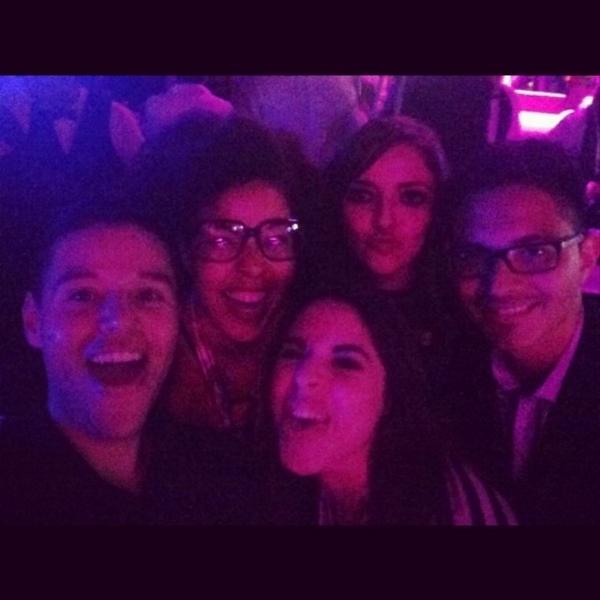 victormercadosa's tweet photo. Pocas fotos de @intermoda. Pero esta es la mejor, los amo. 💗💗💗 #FashionFamily #IM61 #vickloop http://t.co/OxiZ8Iunpu
