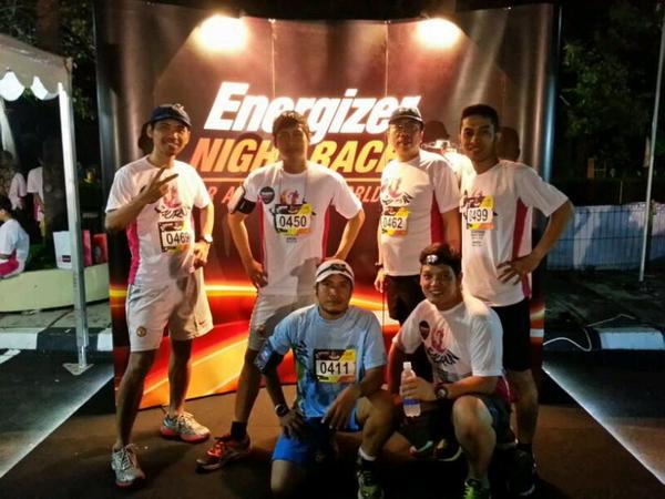 darminhe's tweet photo. Saur bareng @med_runners abis 10K @SauRun Ancol http://t.co/zKrmPPhg8I