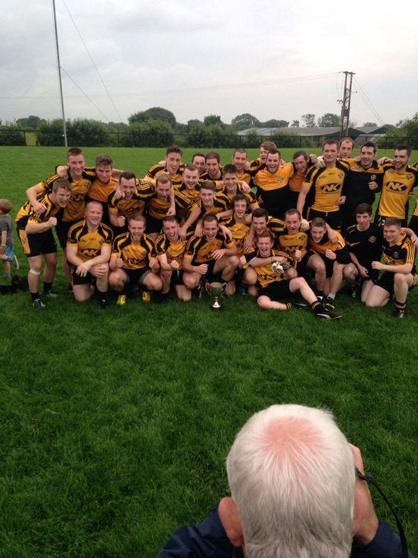 PG1Ressies's tweet photo. There you have it... reserve county champions! #ThreeHipHips #RessieChampos http://t.co/S0RTj5ZCPM