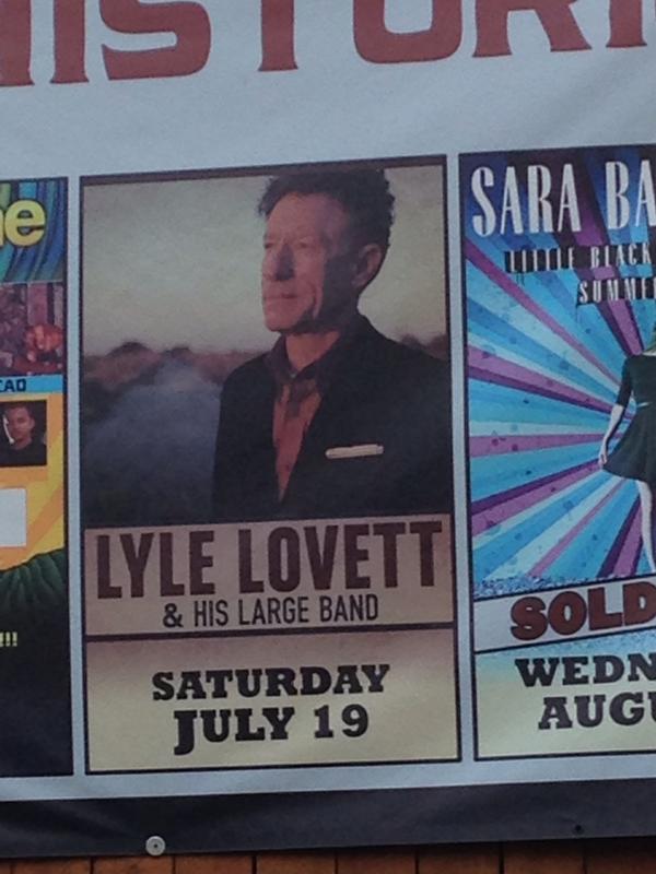 themarsh_mellow's tweet photo. Waiting for Lyle!!!!!! http://t.co/3AQwt5D4WS