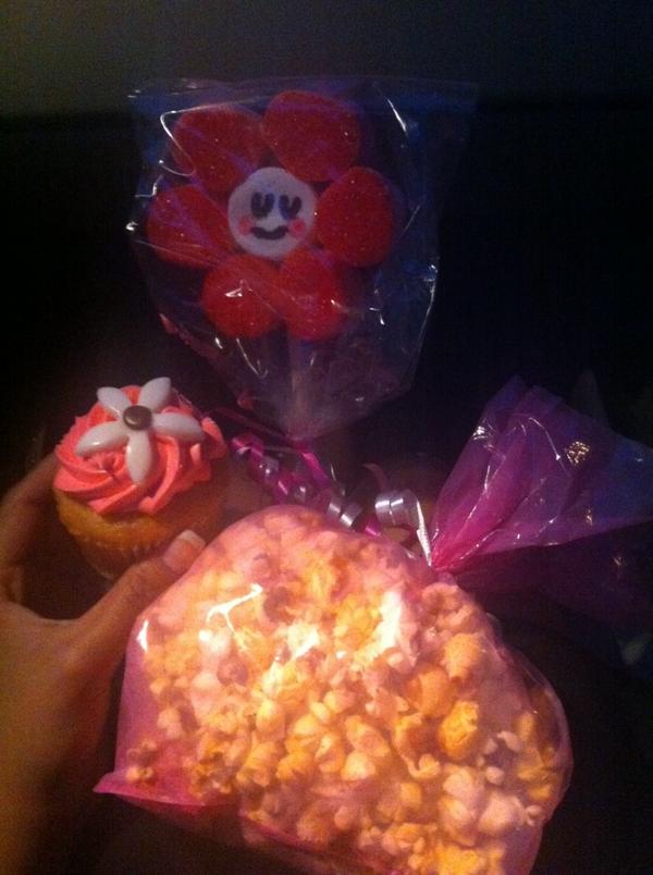 I got the big marshmallow flower 😊 #NinfasBabyShower