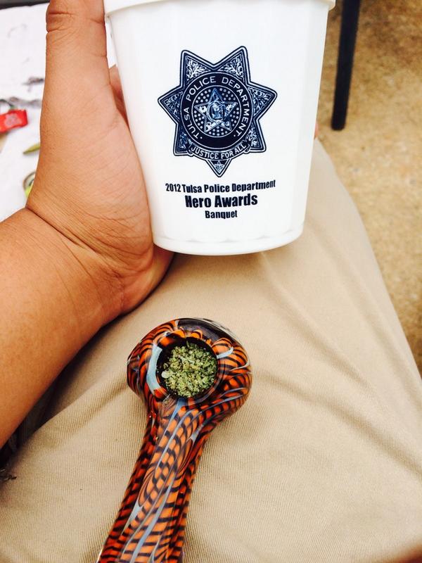 ThoughtsEndless's tweet image. Haha how ironic 😂