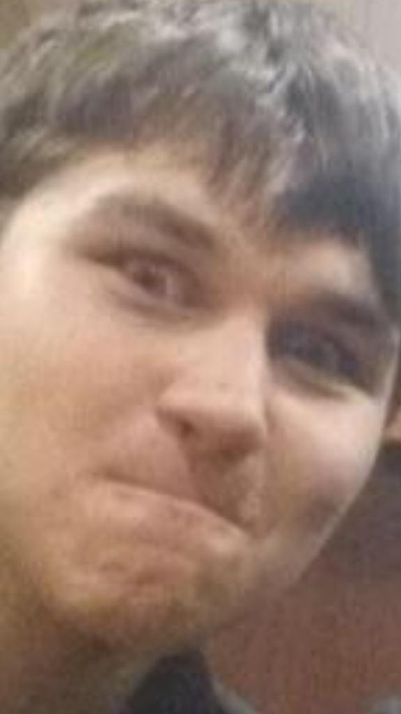 BradHeat's tweet photo. When you see bae hitting on someone else: http://t.co/J8HPzGkWCi