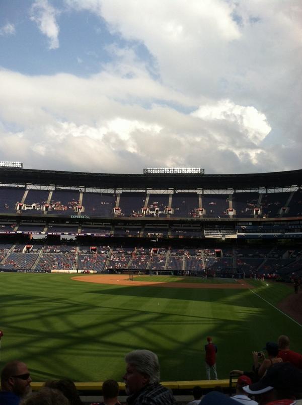 sambrunson96's tweet photo. Getting ready for the @Braves game! #BravesUSMC http://t.co/vwDResyiL3