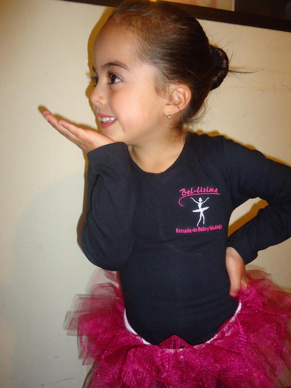 lichisol's tweet image. mi bailarina te amo