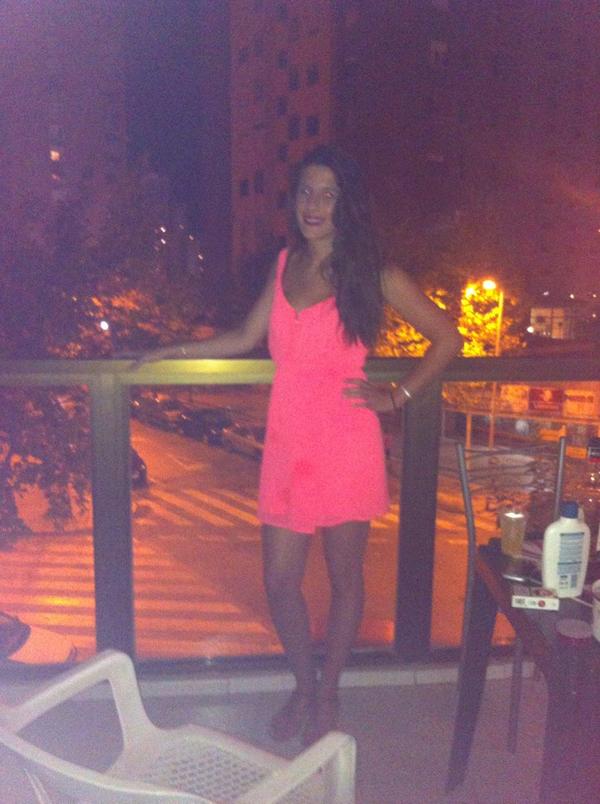 gotzonee's tweet photo. Ultima noche #benishore😎 http://t.co/uXOkPtqqvB