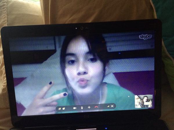 pauladefrutos14's tweet photo. Skype with @anasanchomi3 🇪🇸🇺🇸 #loveu http://t.co/JTliAvasZi