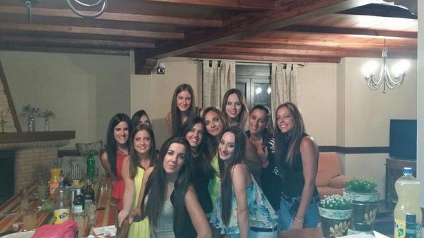 sofia19colado's tweet photo. Buena nochecitaa xikitas! @MaraPadilla2 @Claudichel @ceci_cav @Esther_ecf @ShinySoul56 @Martamci http://t.co/aMuP3fvXT9