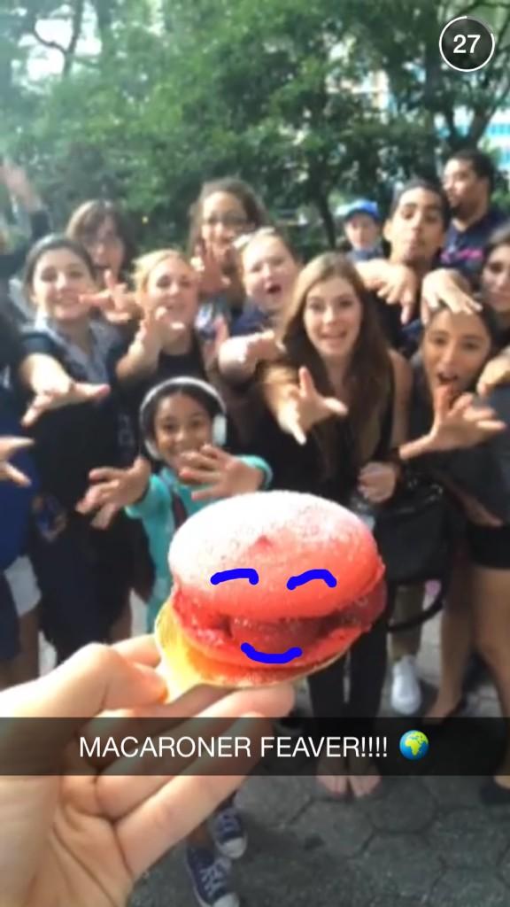 KarolSabine's tweet image. @jeromejarre #JERHOMIES #MACARONER #feaver love it