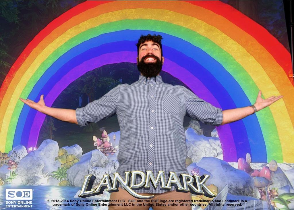 EQNjake's tweet photo. I was excited to see Landmark representing at @SanDiegoPride! #SonyProud http://t.co/jo3NGPulkj