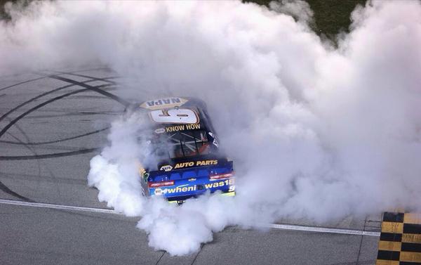 joshfloyd01's tweet photo. "@3widelife: Congrats to @chaseelliott on picking up tonight's @NASCAR_NNS win in Chicago! http://t.co/pw9AWQ8YZJ"#KEEPRACINGALIVE