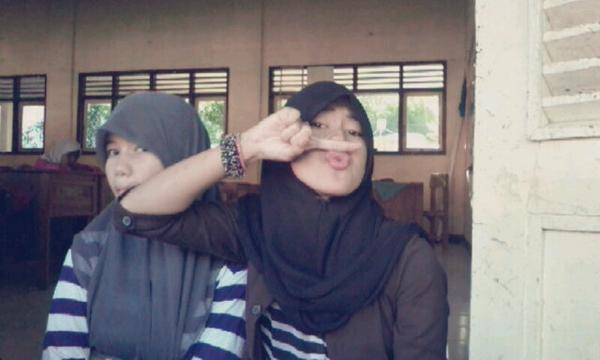 AzellAzelly tweet picture