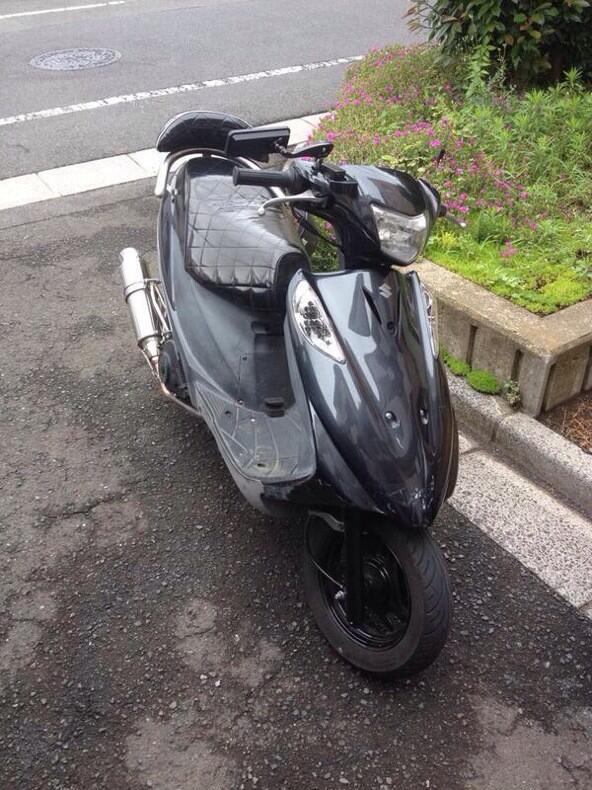 車 バイク売り手拡散 Twitterissa さんより V125売ります K5 走行距離9000キロ カスタム点多数 希望金額12万 詳しくはコメントdmください V125 アドv ワンツー 東京都 Rtよろしくお願いします Http T Co Qahgcmpzjv