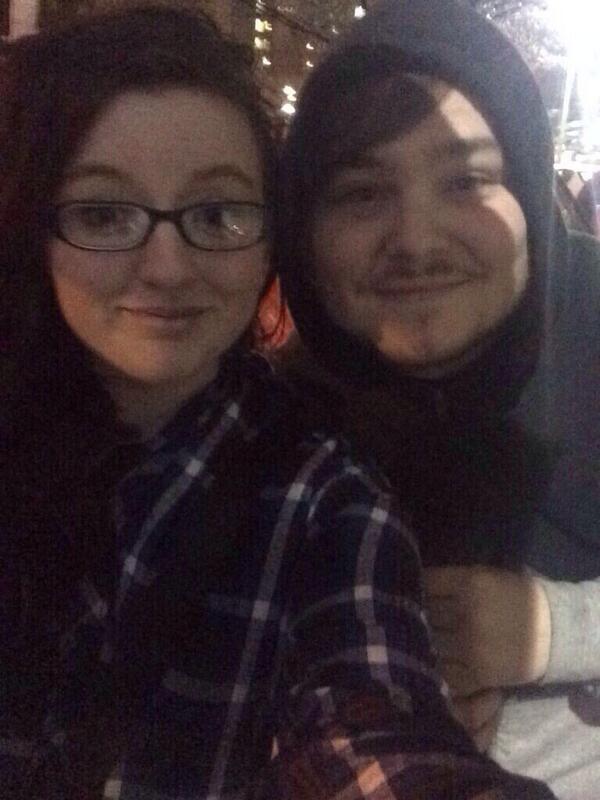 BandGoals's tweet image. @/victoriaydg with @/aaronpauley