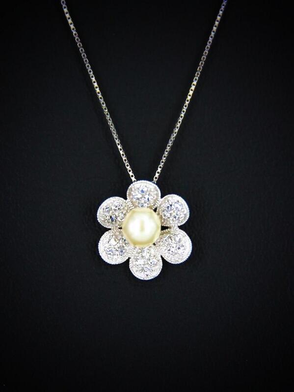 DiamondliteIre's tweet photo. A new piece just in, Ornate flower pendant with pearl &amp; encrusted petals with 18" sterling silver box chain for €90 http://t.co/l0yD2XHo7Y