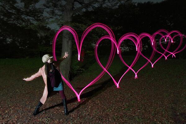 TheBurningPoi's tweet photo. This is LOVELY! And she made this with STEALTH NINJA POI http://t.co/Zjc60qEKoa #ninjapoi #poi #ledpoi #theburningpoi http://t.co/ajlsFRBLzf