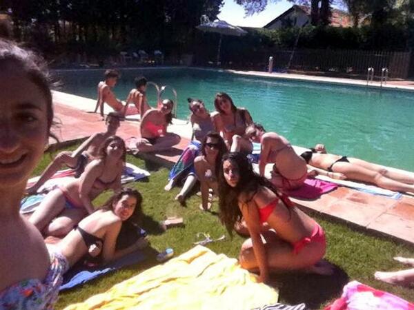 Inmaculadaa2013's tweet photo. MÁS Y MÁS MOMENTOS ASÍ... http://t.co/cYxdUuSjV0