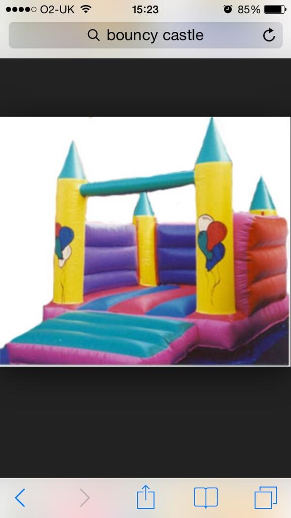 antb10's tweet photo. Bounce house or bouncy castle?? http://t.co/7Ix0hfaWlr