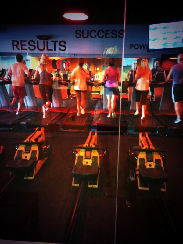 kaybeezly's tweet photo. Back home means back to orange theory #100happydays #day98 #otf #obsessed #imissedyou #bicepsalreadyhurt http://t.co/6OFrbv3eIr