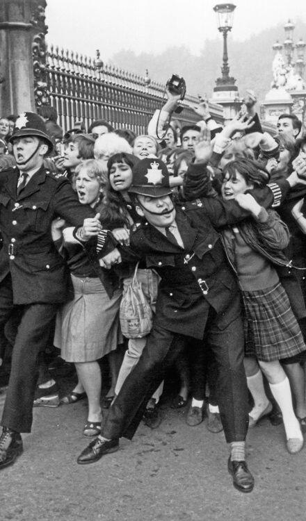 HistoryInPics tweet picture