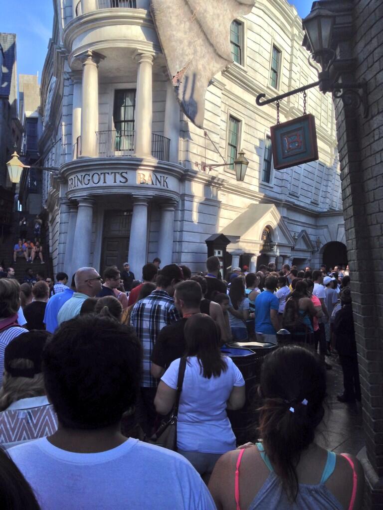 BsBbJLVCMAIPv6D.jpg:large