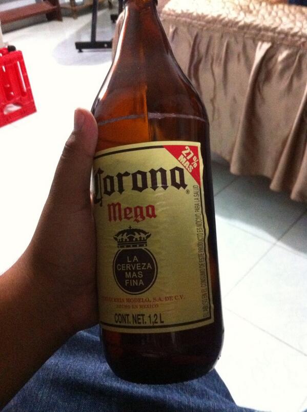 migemty's tweet photo. Una chingonota😂😂 http://t.co/AVy9det9y9