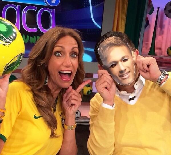 ElGordoyLaFlaca's tweet image. ' #HoytodossomosNeymar #Vamos Brasil #UDmundial #GyFmundial #TUmundial esta con @Univision
