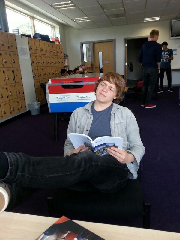 hodgeyjoe's tweet photo. #Joe doing some thoughtful reading #DareToJoe http://t.co/BrkwgQVJZr