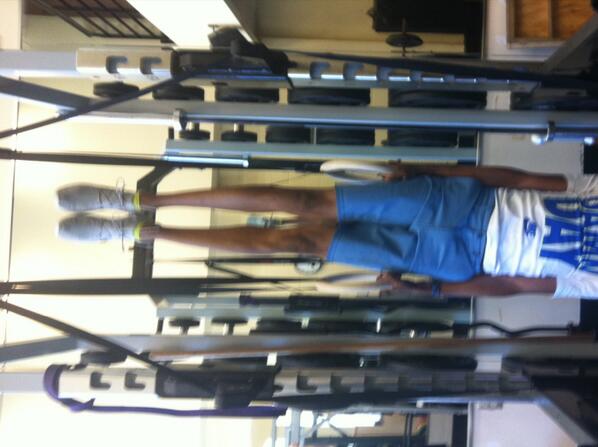 yvesmcdavid's tweet photo. Literally "hanging" around with Rob... http://t.co/15JOhKe5xc