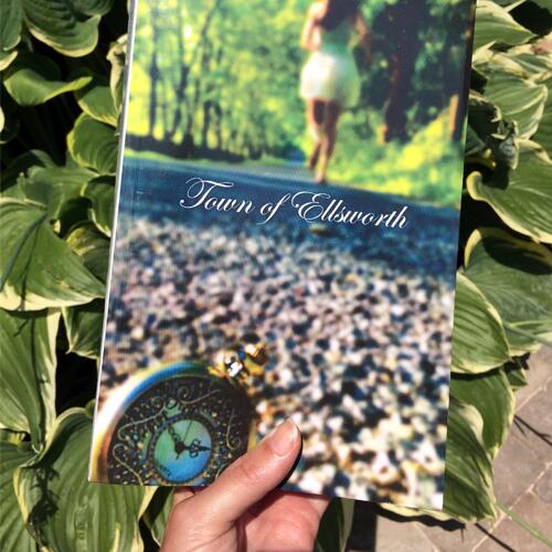 Six13Creative's tweet photo. Got my @TownofEllsworth today &amp; have xtra copy to #Giveaway to u! RT to #win double your chances on our FB page #TOE http://t.co/9g35rPL7t9