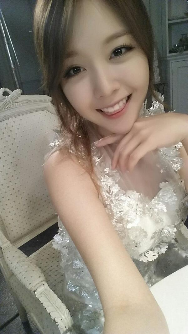 bang_alice's tweet photo. "@Girls_Day_Minah: 나도 케익 먹었는데 ㅜㅜ  맛있게 먹지못했나바여 난 안찍혀썽... 아쉬운데로 케케 
진짜 고마워요 오늘 노래 진짜 감동이다 힛 http://t.co/gnOFEzGbK6"