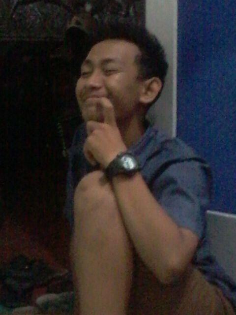 aku_9b's tweet photo. Ada apa wol? Kebanggaan fotomu"@Ptra_bima27: We mayak cik!"@aku_9b: @Ptra_bima27 http://t.co/BiATVasMkX""