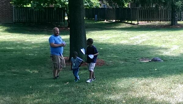 bigcar's tweet photo. We go from TALL TALES to paper airplanes at colonial square it is #FUNFLEET and perfect day for paper airplanes. http://t.co/it88dFJcik